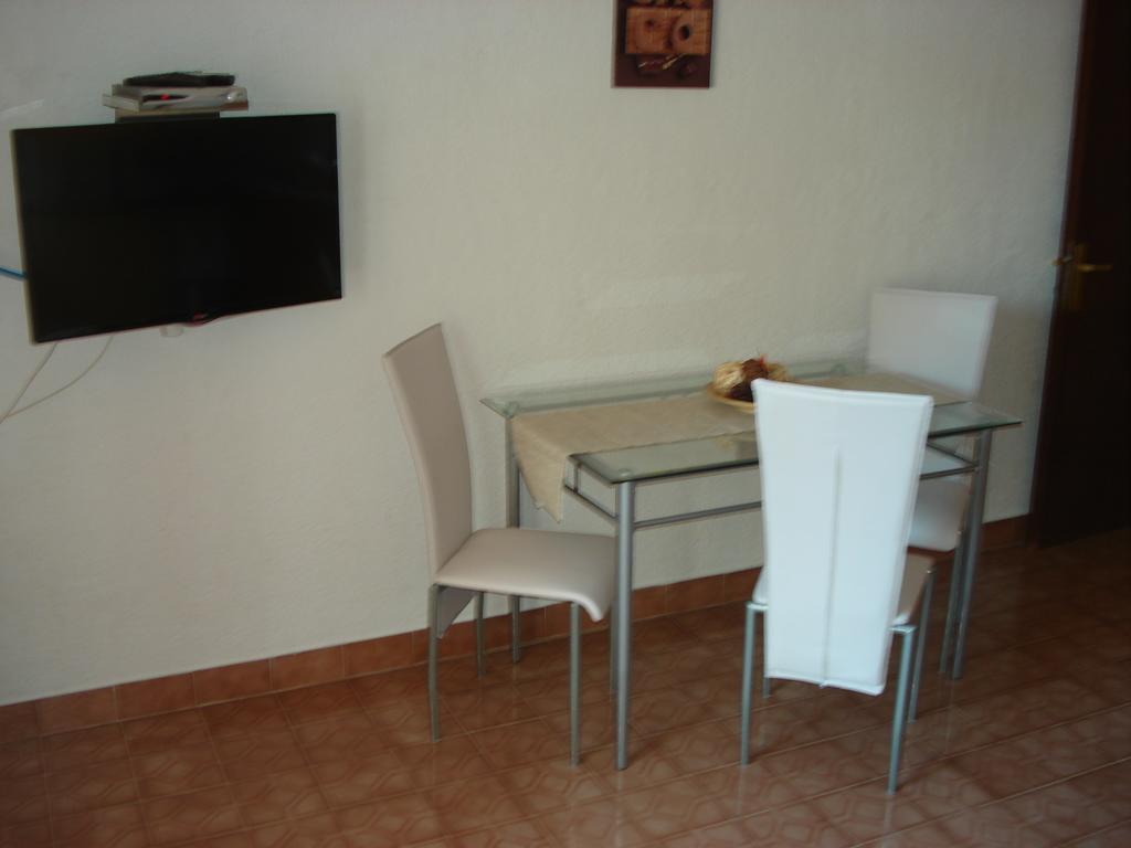 Apartment Jal 罗维尼 客房 照片